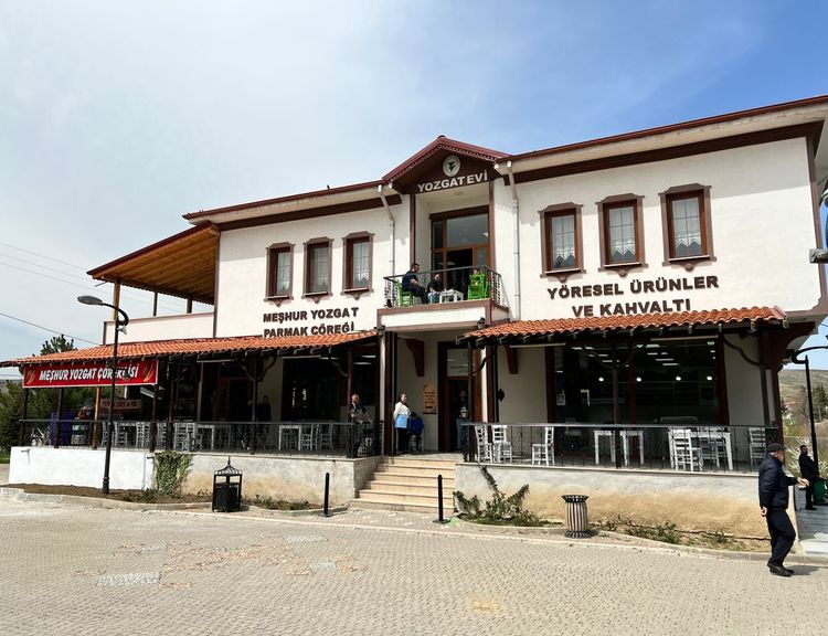 Sarıhacılı’da Kahvaltı Keyfi: Yöresel Tesis Yenilendi