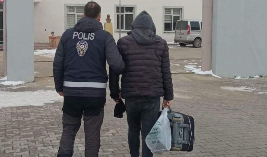 Akdağmadeni’nde Aranan İki Hükümlü Yakalandı