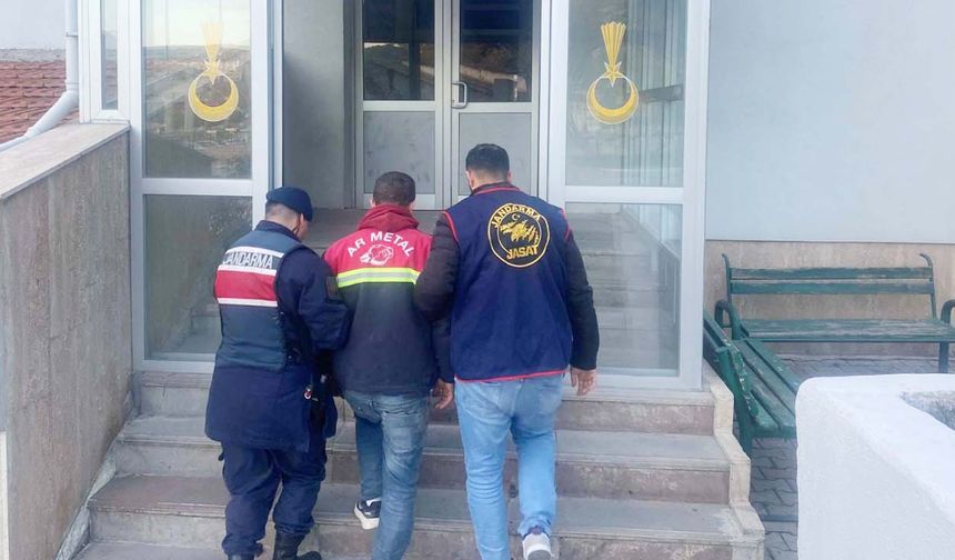 Yozgat’ta Büyük Operasyon: Aranan Üç Şahıs Kıskıvrak Yakalandı