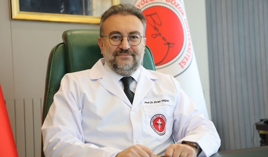 Yozgat Bozok Üniversitesi Rektörü Prof. Dr. Evren Yaşar; Yanlış İlaç Kullanımı Hayatınızı Değiştirmesin!