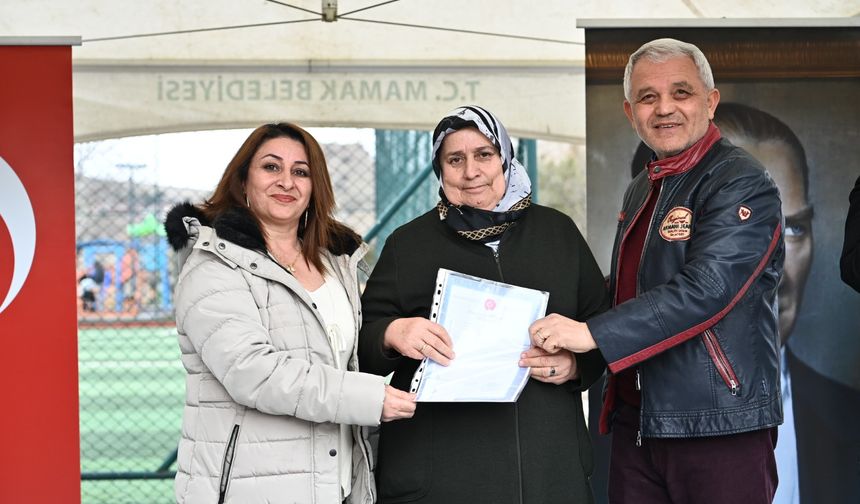 Mamak Kızılcaköy Sanayi Sitesi'nde Tapu Sevinci