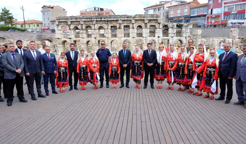 Şehr-i Sanat Yozgat Sarıkaya Roma Hamamı’nda Açıldı