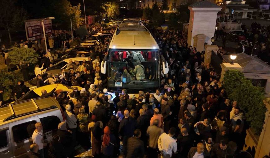 Yozgat'ın komşusunda hacı adayları dualarla kutsal topraklara uğurlandı