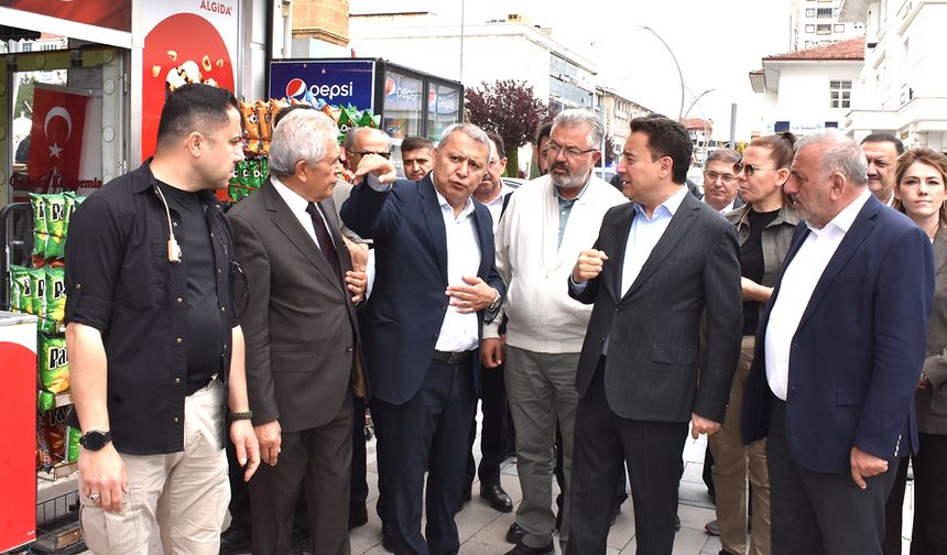 Esnaf ve Vatandaşlarla Buluştu