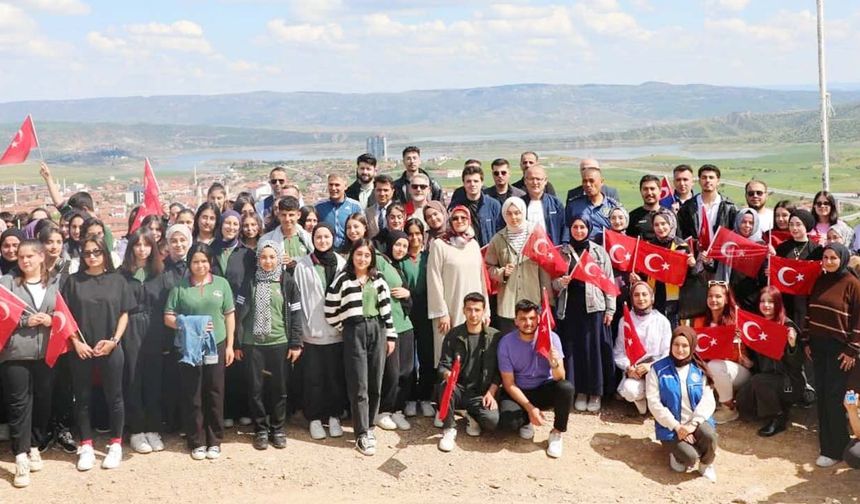 Gençlik Yürüyüşü Çekerek’te Coşkuyla Gerçekleşti!