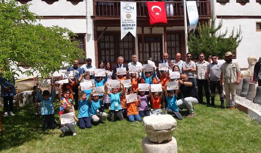 Minikler Hem Öğrendi Hem Eğlendi