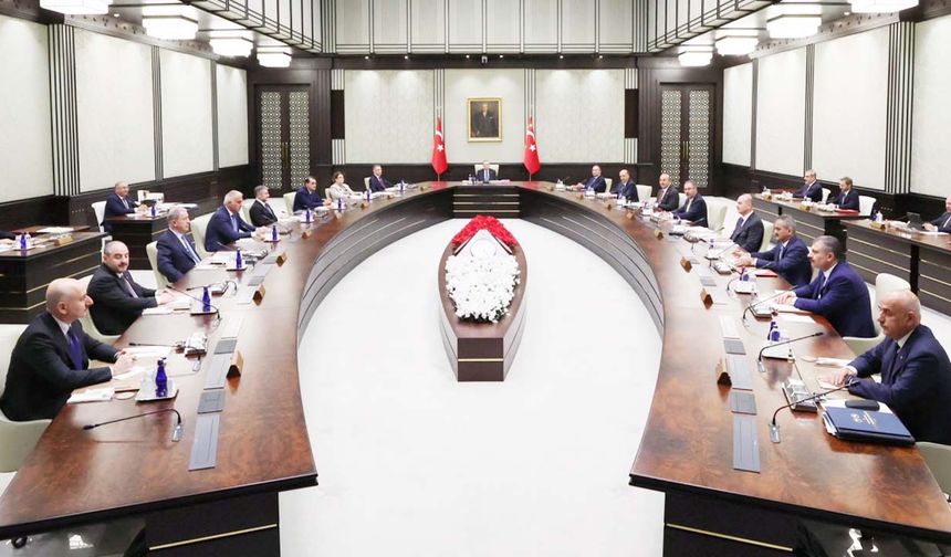 Yozgatlı İsimler Kabine de Mi?