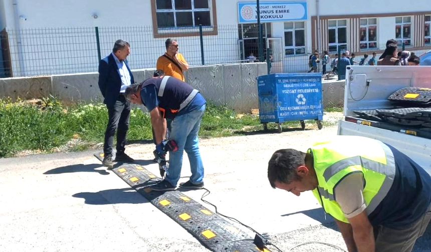 Okul Önlerinde Önlemler Alınıyor