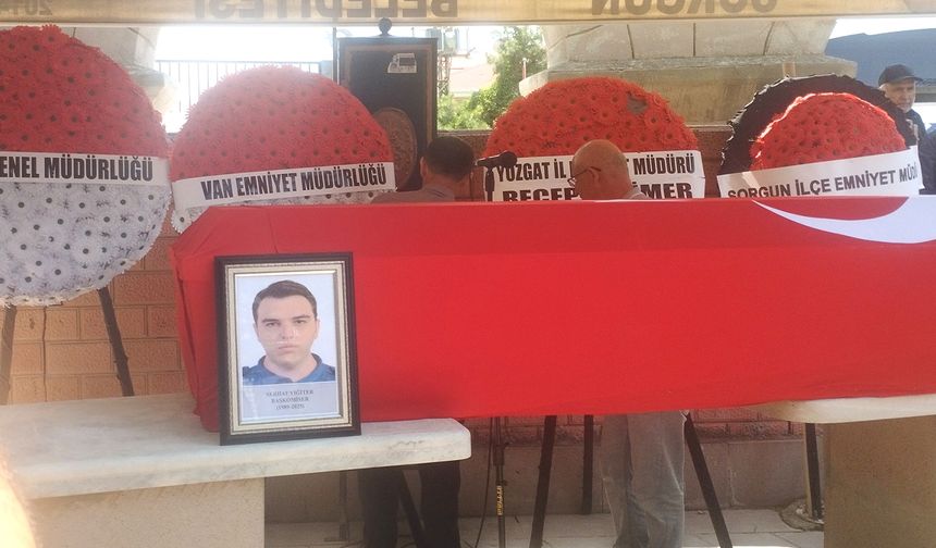 Dualar tekbirler Yozgatlı başkomisere