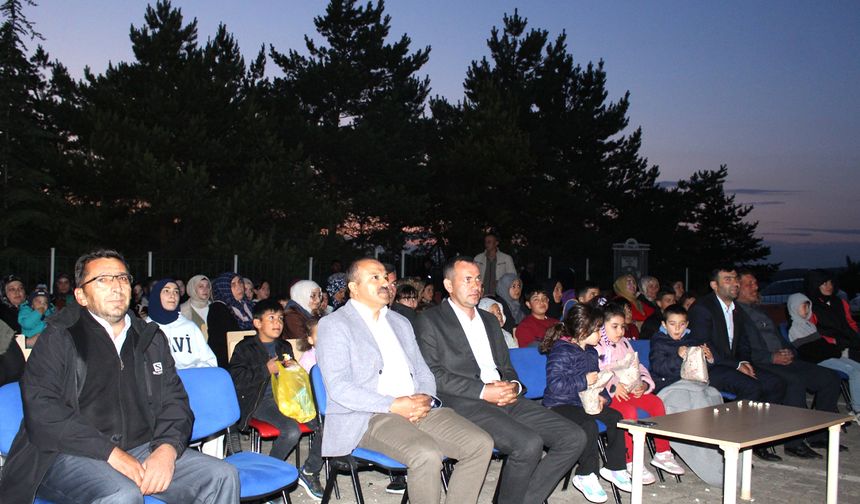 Saraykent'te Açık Hava Sinema Etkinliği İlgi Gördü