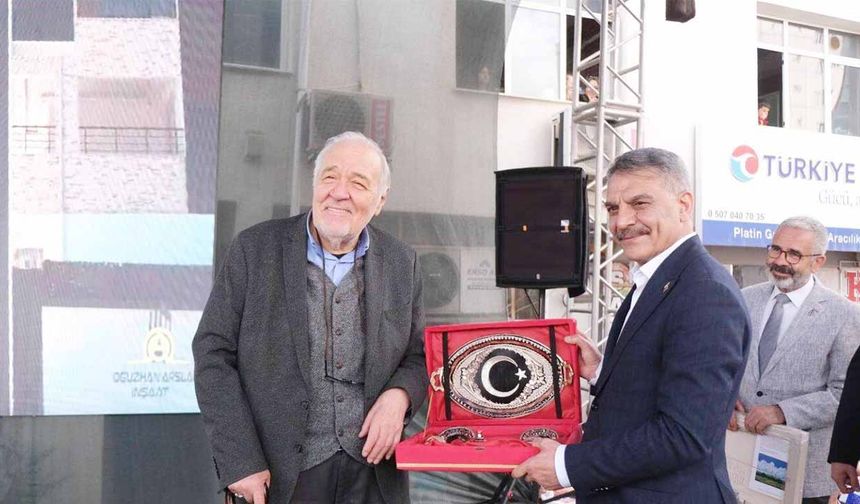 Ünlü tarihçi Profesör Doktor İlber Ortaylı Yozgat'ı konuştu!  Vali, belediye başkanı, Sarıkaya, Yozgat...