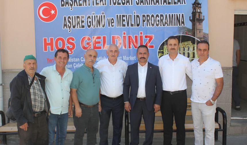 Şehitler Anıldı Aşure Dağıtıldı