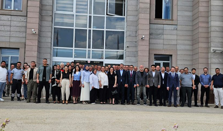 Personelle Vedalaştı