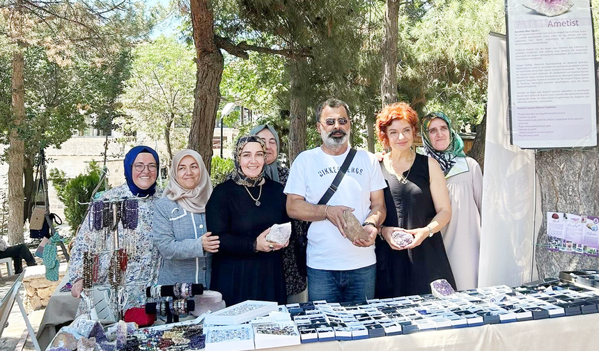Kadın Eli Kapadokya’ya Değdi