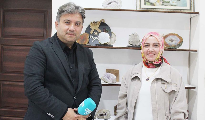 Kadınlar Taşı Sanata Dönüştürüyor