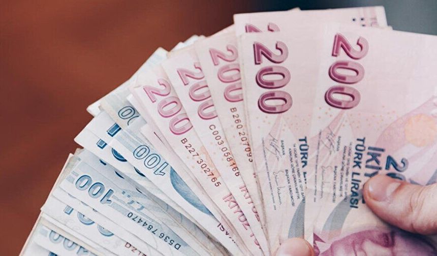 Bağ-Kur’lulara Erken Emeklilik Umudu: 7 Bin 200 Prim Günü Talebi Meclis Gündeminde