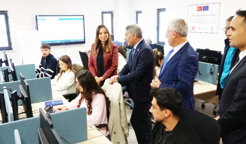 Yozgat’ta Dijital Dönüşüm Başladı: Gençler DİGEM’de Geleceğe Hazırlanıyor!