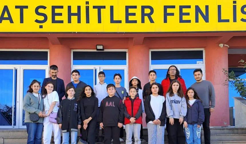 Kadışehri Şehit Nuri Çelik Ortaokulu Öğrencileri Şehitler Fen Lisesi’ni Gezdi