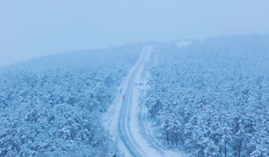Yozgat’ta Mevsimin İlk Karı İle Akdağmadeni Beyaza Büründü