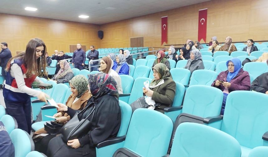Sarıkaya’da Anne ve Anne Adaylarına Uyuşturucuyla Mücadele Eğitimi Verildi