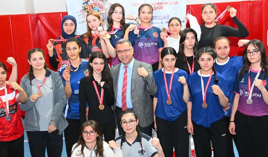 Yozgat’ta Spor Coşkusu: 574 Öğrenci Üç Gün Boyunca Sahada Ter Döktü!