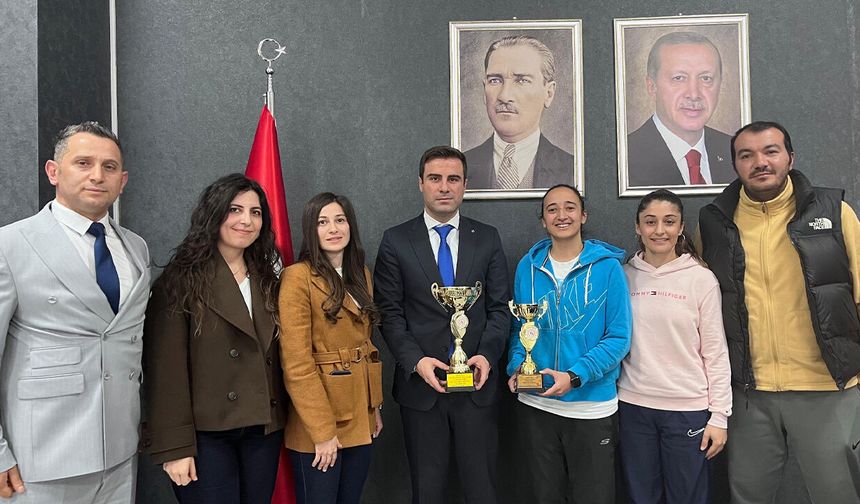 Yozgat Sarıkaya Kaymakamı  Demirkıran'dan tebrik