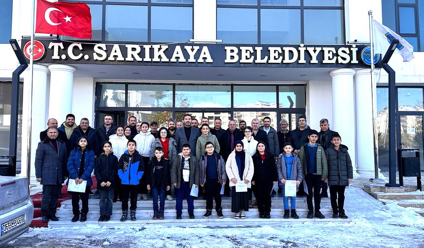 Yozgat Sarıkaya’da Başarılı Öğrenciler Ödüllendirildi