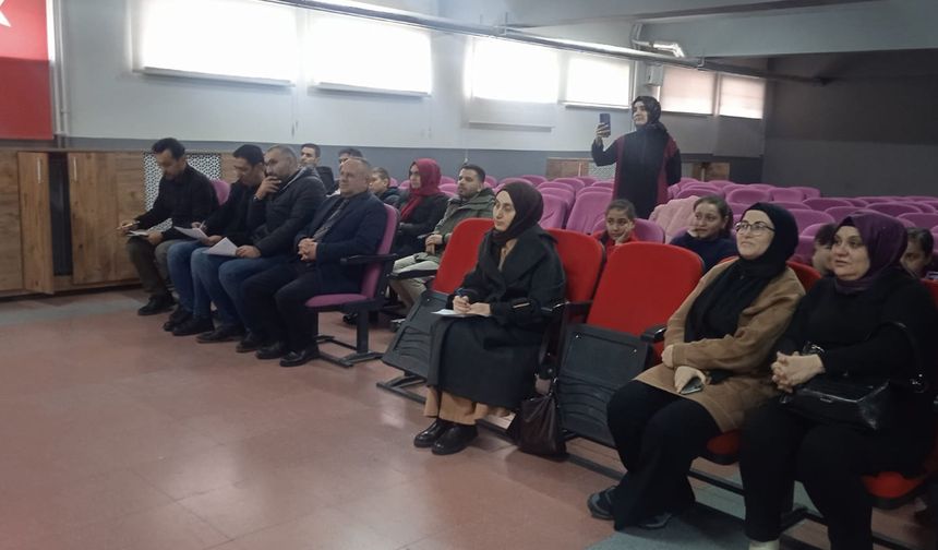 Sarıkaya’da İstiklal Marşı’nın Kabulü Coşkuyla Anıldı