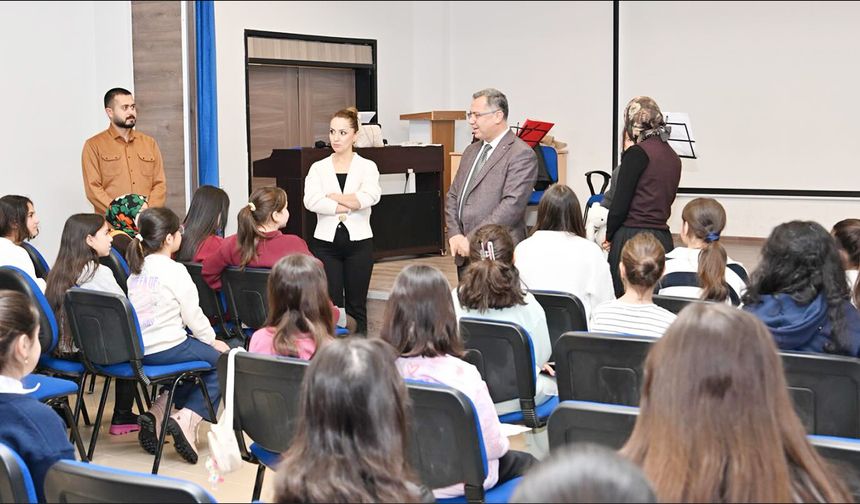 Yozgat’ta gönüllü öğretmenlerden sanata büyük katkı