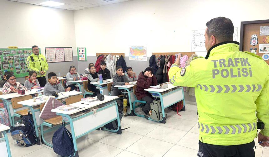 Yerköy’de Öğrencilere Güvenlik ve Trafik Eğitimi: 170 Çocuk Bilgilendirildi