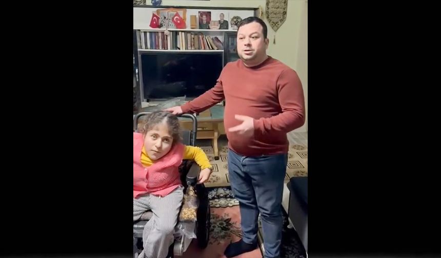 Sandalyesine kavuştu