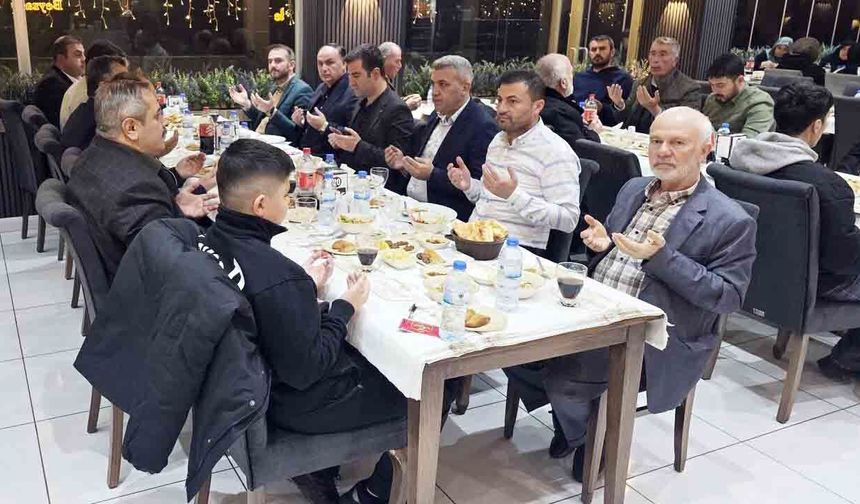 Hollanda Yozgatlılar Federasyonu’ndan Şehit Aileleri ve Gaziler Onuruna Anlamlı İftar Programı