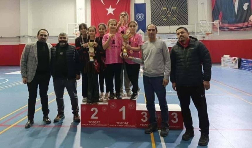 Yozgat Sarıkaya Okulları Floor Curling’de İl Şampiyonu Oldu