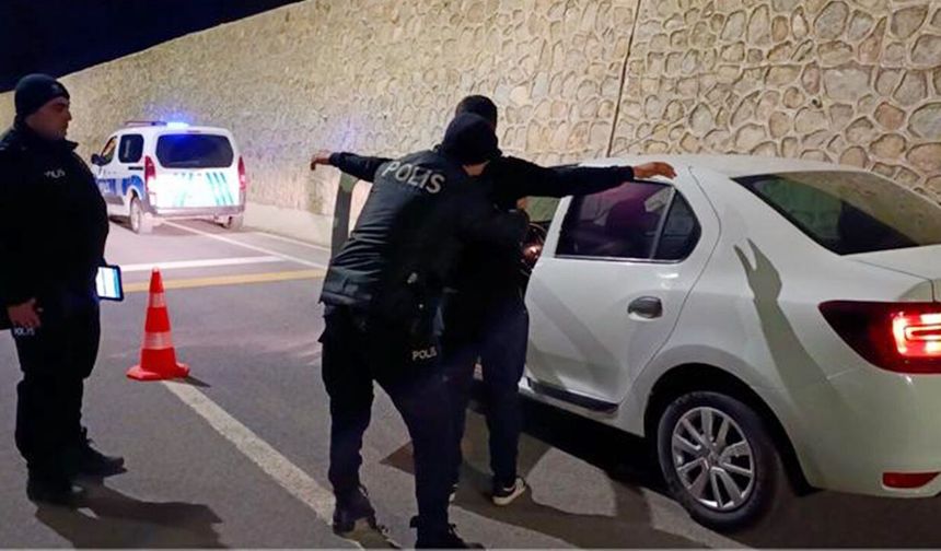 Yozgat’ta Emniyetten Huzur Operasyonu: 5 İlçede Eş Zamanlı Denetim ve NARVAS Uygulaması