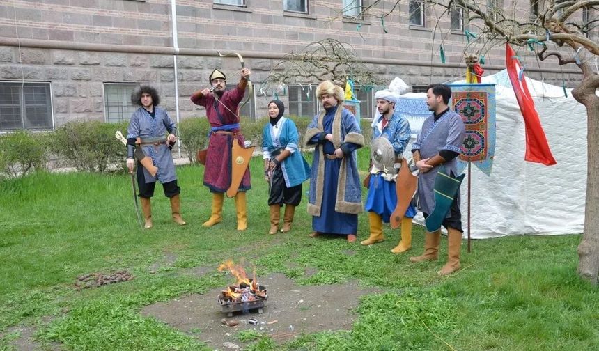 Ankara Üniversitesi’nde Nevruz Coşkusu: “TOY” Etkinliği Büyük İlgi Gördü
