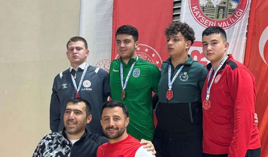 Emeklerinin karşılığını aldılar