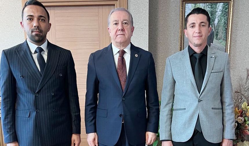 Yozgat’ın o başkanı için hizmet mesaisinde: Başkan Karaca’dan Sadir Durmaz’a Ankara Ziyareti