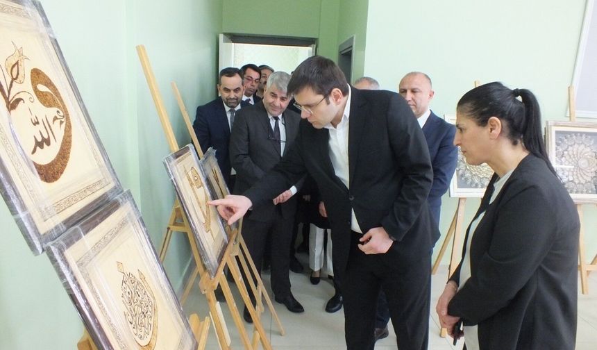 Yerköy’de Manevi Değerler Sanatla Buluştu