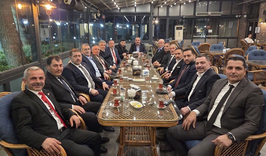 MHP Teşkilatları İftarda