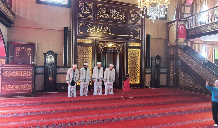 Minikler Camiyi Tanıdı