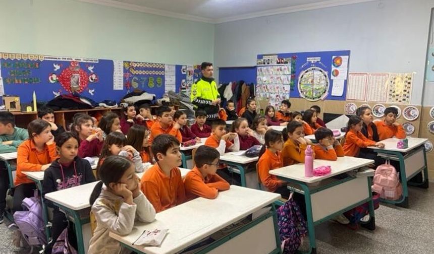 Şefaatli’de Miniklere Trafik Bilinci Eğitimi Verildi