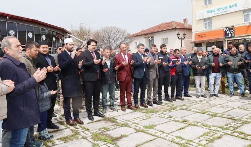 Çandır’da Yağmur Sevinci Dualarla Paylaşıldı