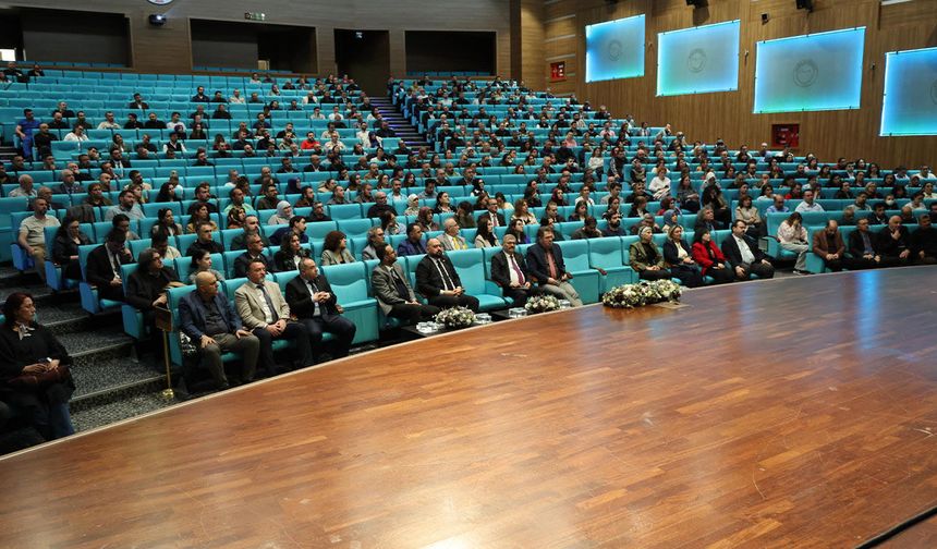 Üniversiteler rehber olmalı