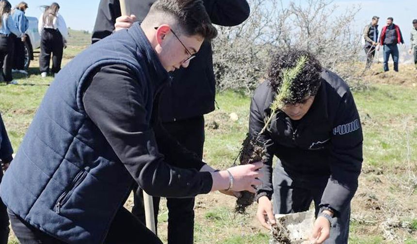 Yozgat’ta Gençlerden Geleceğe Nefes: ÇEDES Projesiyle Doğaya Can Kattılar