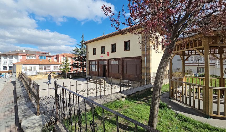 Tarihi eser kurtuldu