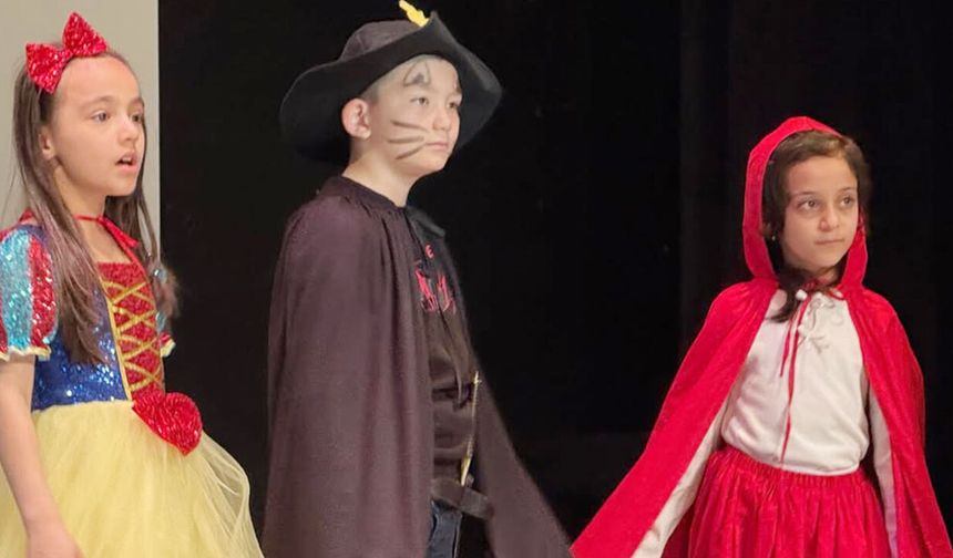 Yozgat’ta 62. Kütüphane Haftası Coşkusu: "İyileştiren Kütüphaneler" Temasıyla Kapılar Açıldı