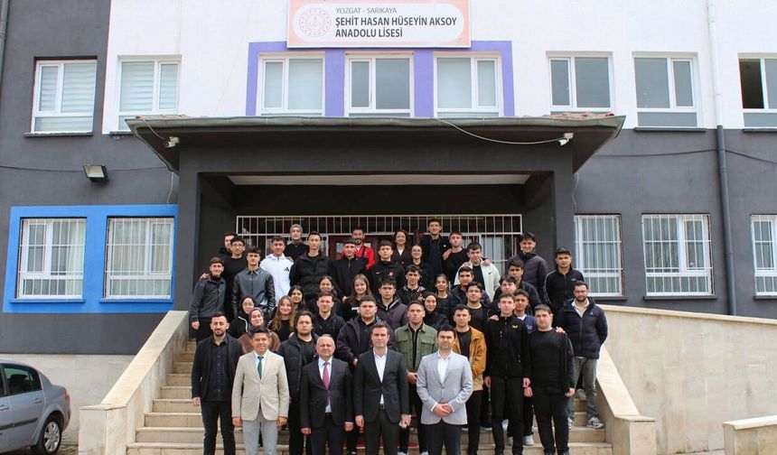 Sarıkaya’da "Kariyer Günleri" Coşkusu: Kaymakam Demirkıran Gençlerle Buluştu