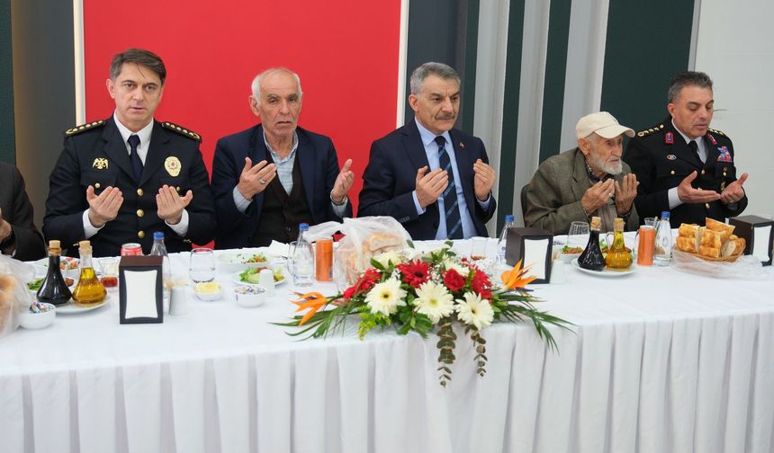 Emniyet Teşkilatını Kabul Etti