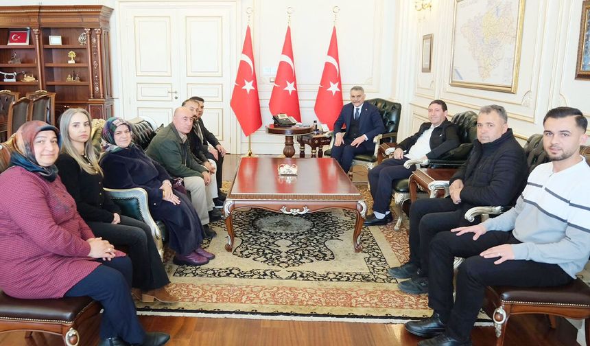 Şehit yakınlarını ağırladı