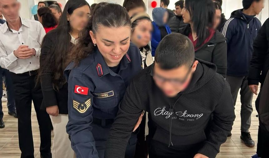 Yozgat’ta Jandarmadan Anlamlı Katılım! Otizm Farkındalık Programına Destek